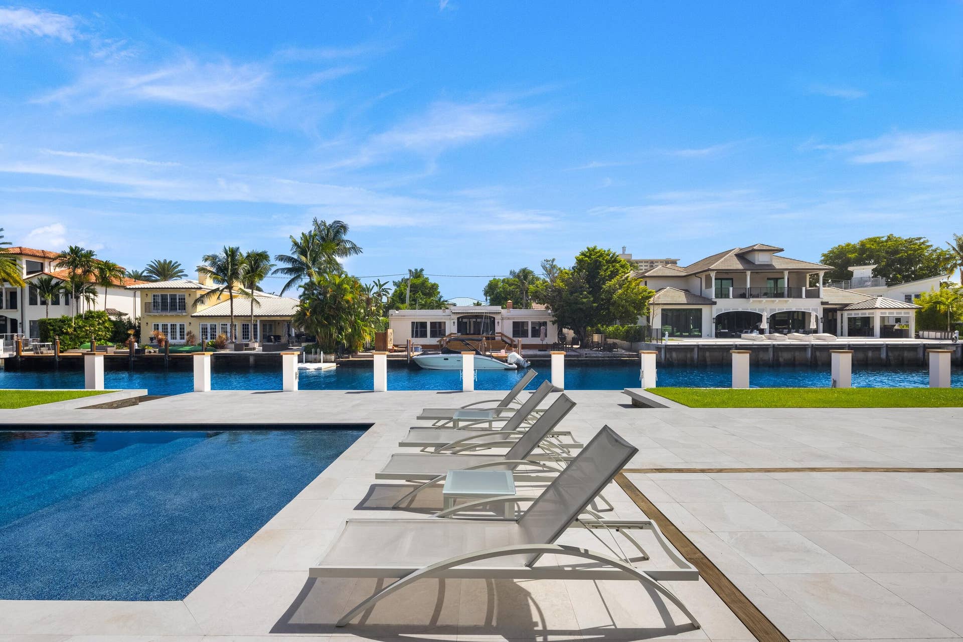 10 Pelican Drive, Fort Lauderdale, FL 33301 Pool