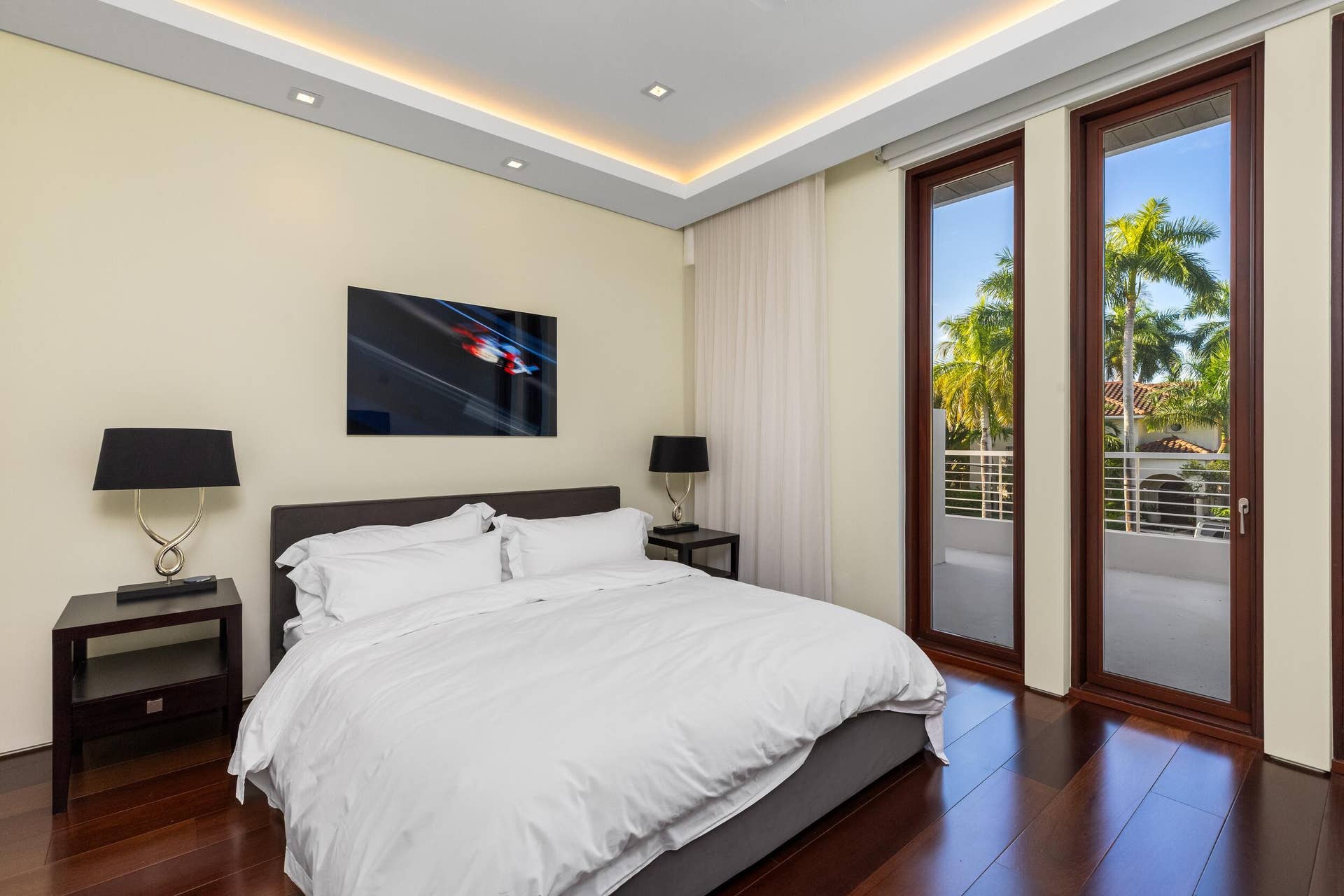 10 Pelican Drive, Fort Lauderdale, FL 33301 Guest Bed 8