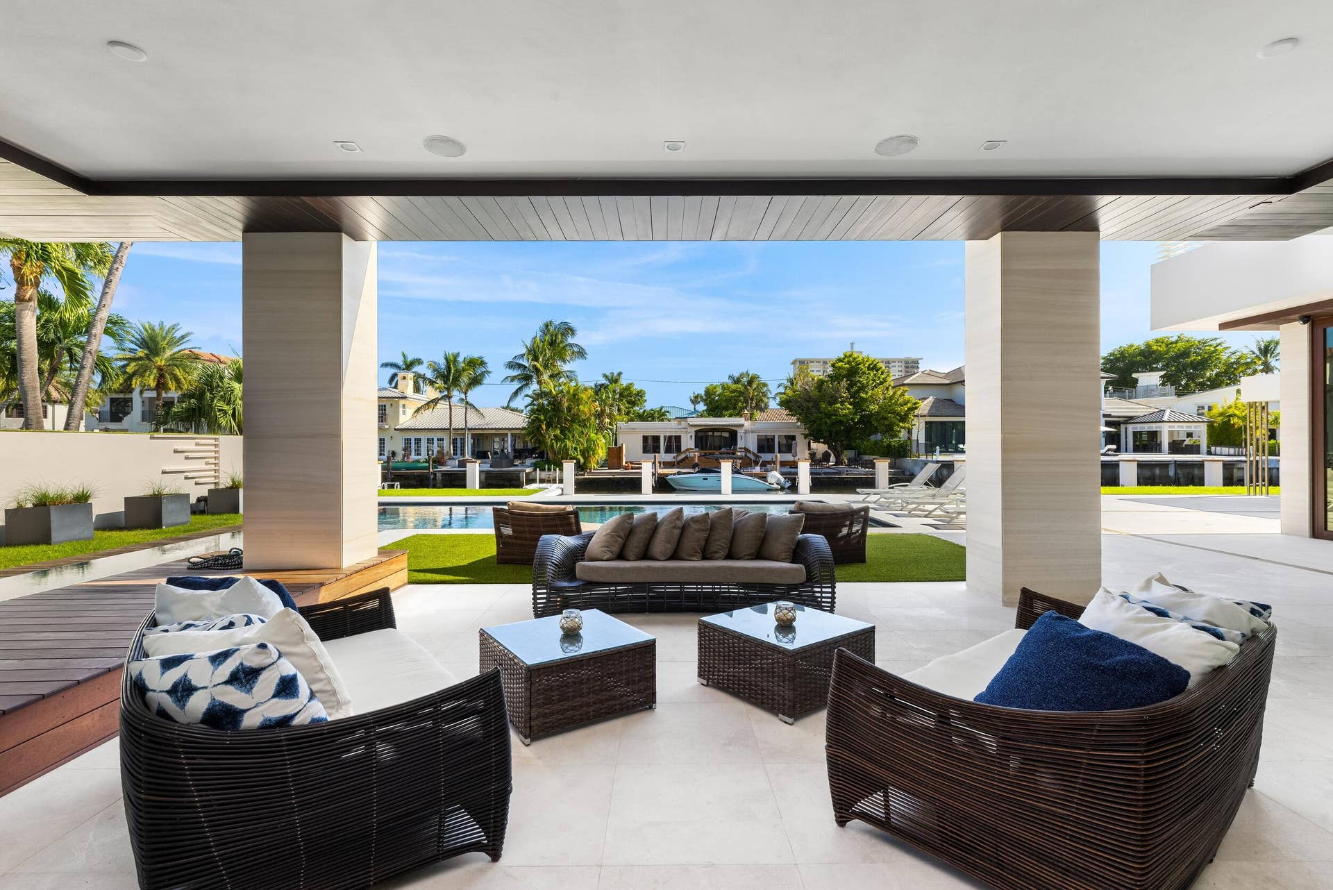 10 Pelican Drive, Fort Lauderdale, FL 33301 Patio