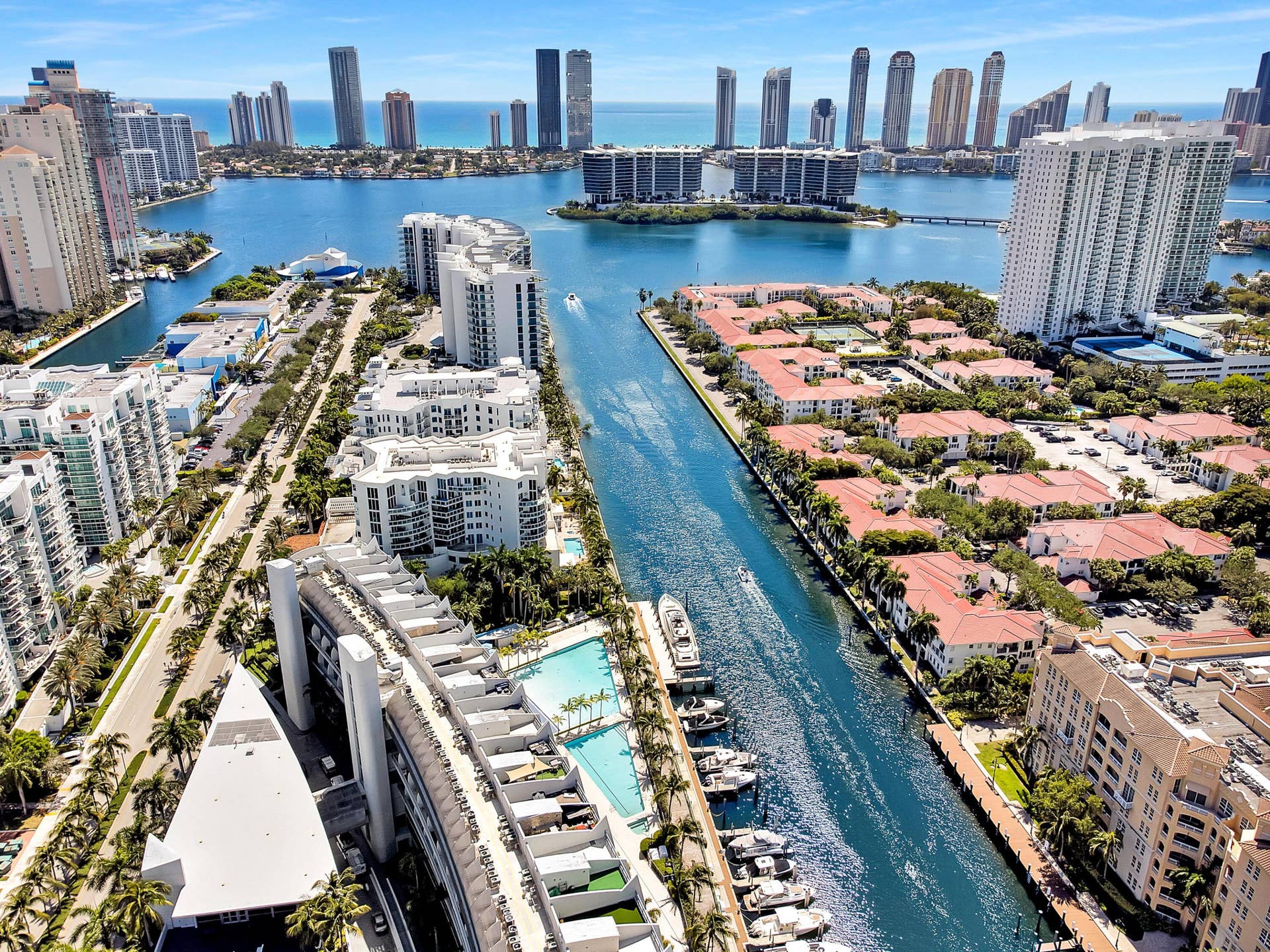 2950 NE 188th Street, #122, Aventura, FL 33180 DJI_0304