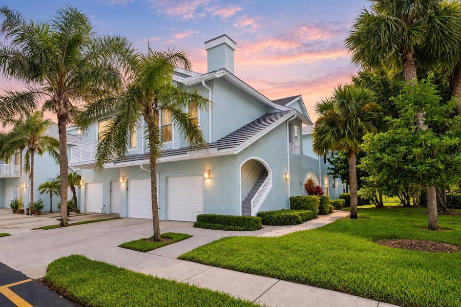 Property photo for 909 Mainsail Circle, Jupiter, FL
