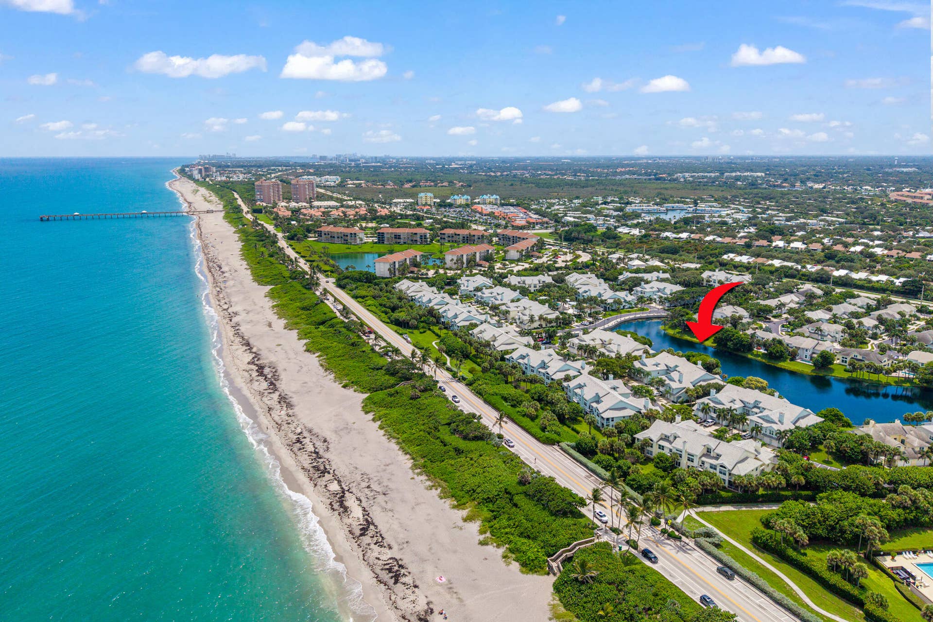 909 Mainsail Circle, Jupiter, FL 33477 Steps to the Beach.