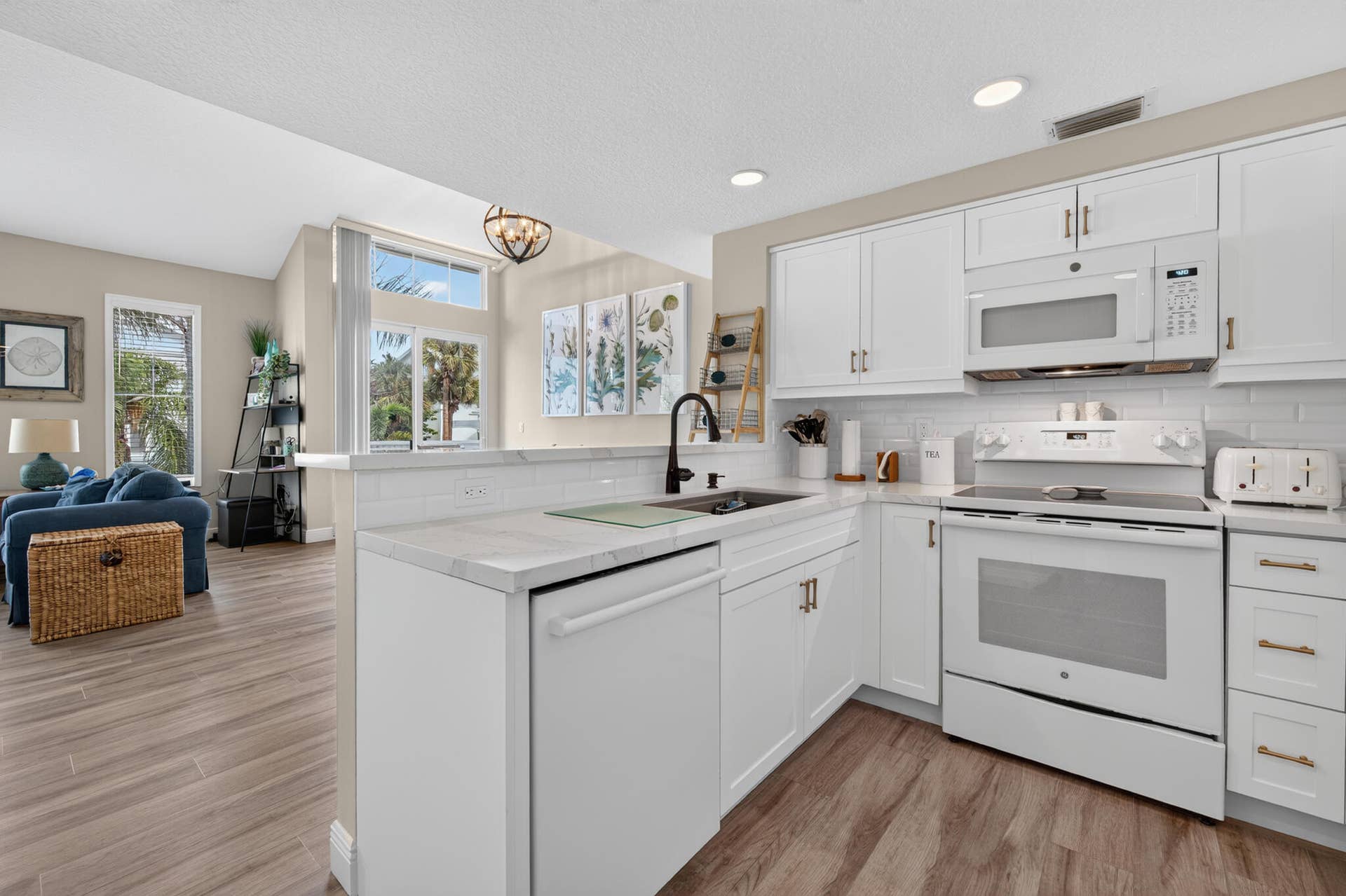 909 Mainsail Circle, Jupiter, FL 33477 Beautiful Kitchen