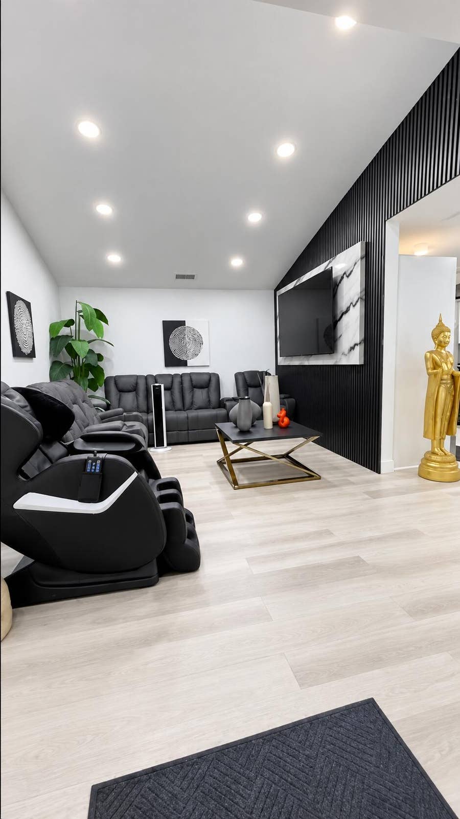 Property photo for 1034 MANOR Drive, Palm Springs, FL