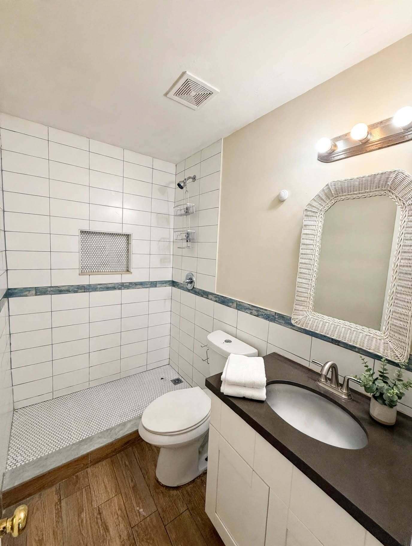 216 NW 12TH Court, #3, Pompano Beach, Pompano Beach, FL 33060 IMG_8026-make-it-mls-ready