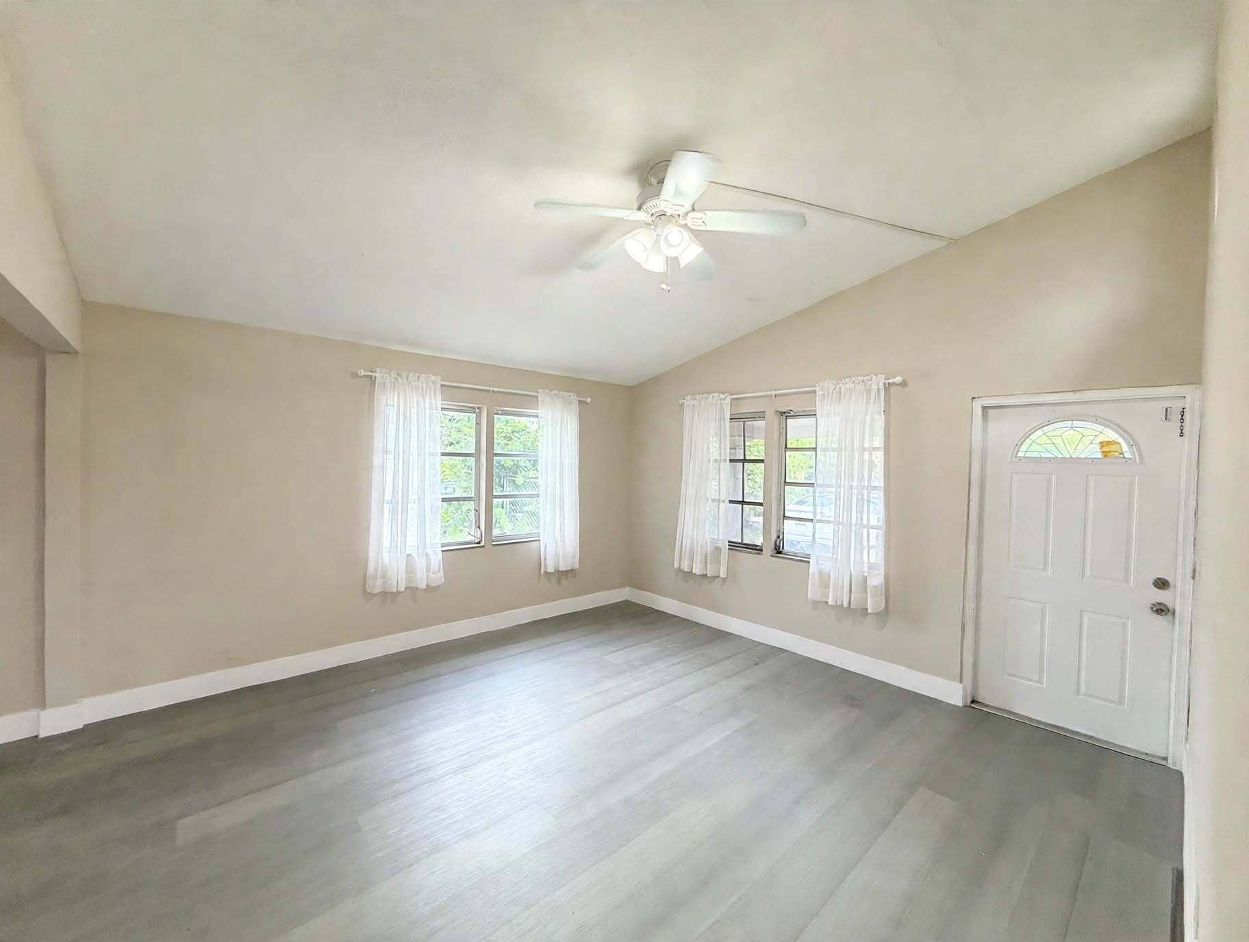 216 NW 12TH Court, #3, Pompano Beach, Pompano Beach, FL 33060 IMG_8032-make-it-mls-ready-and-remove-th