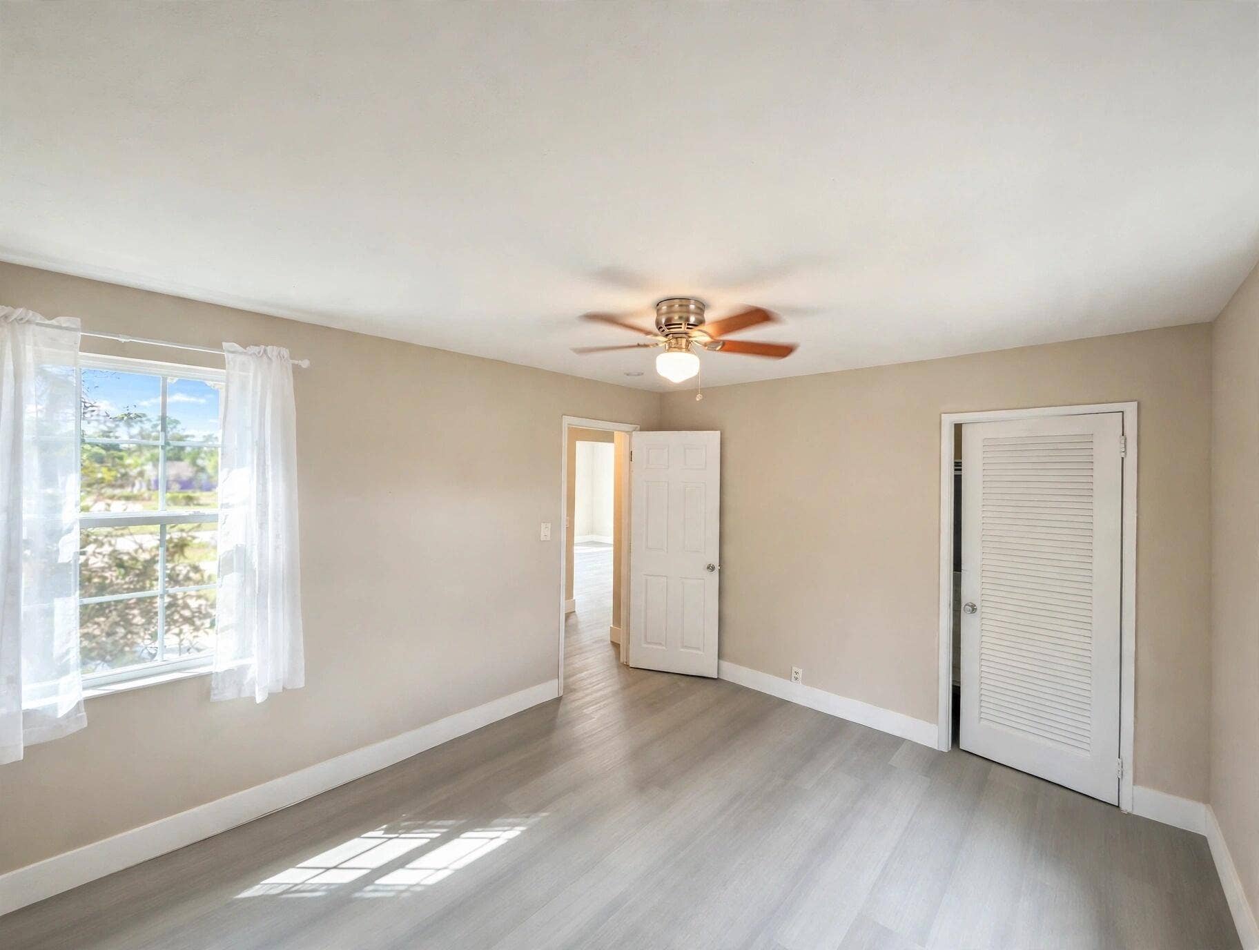 216 NW 12TH Court, #3, Pompano Beach, Pompano Beach, FL 33060 MLS_ready_room (1)