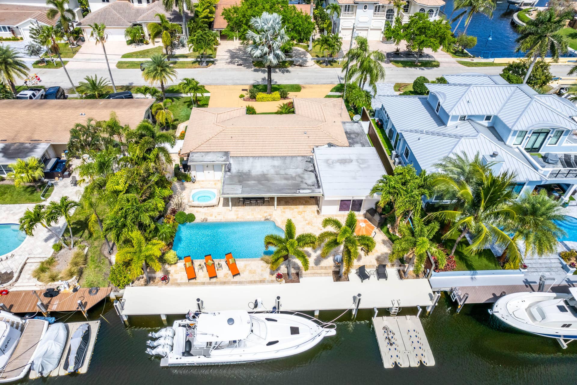 2330 NE 48TH Street NE, Lighthouse Point, Lighthouse Point, FL 33064 Amazing backyard