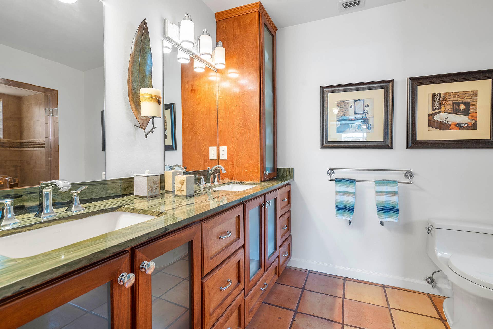 2330 NE 48TH Street NE, Lighthouse Point, Lighthouse Point, FL 33064 Primary bathroom
