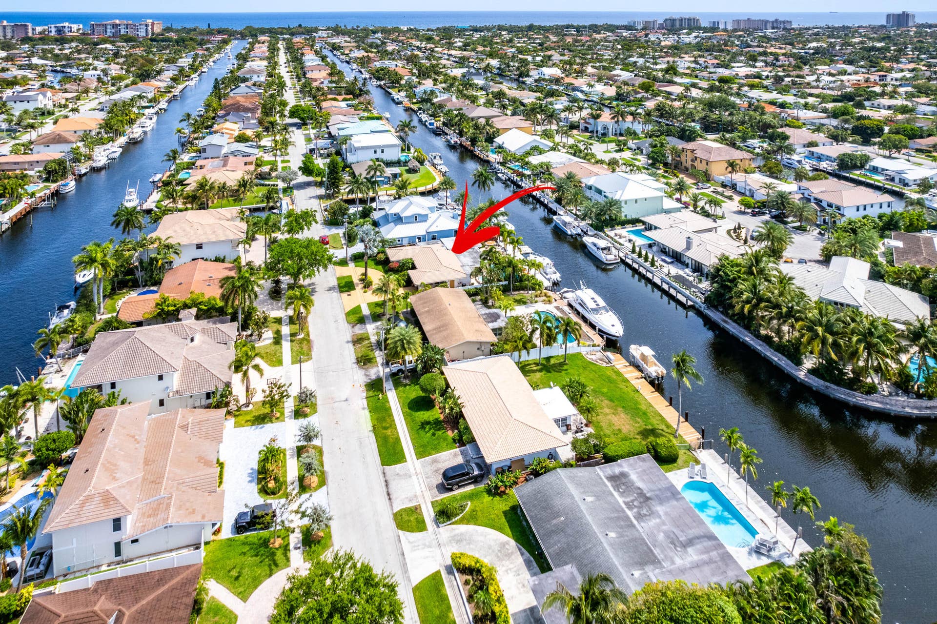 2330 NE 48TH Street NE, Lighthouse Point, Lighthouse Point, FL 33064 Aerial view
