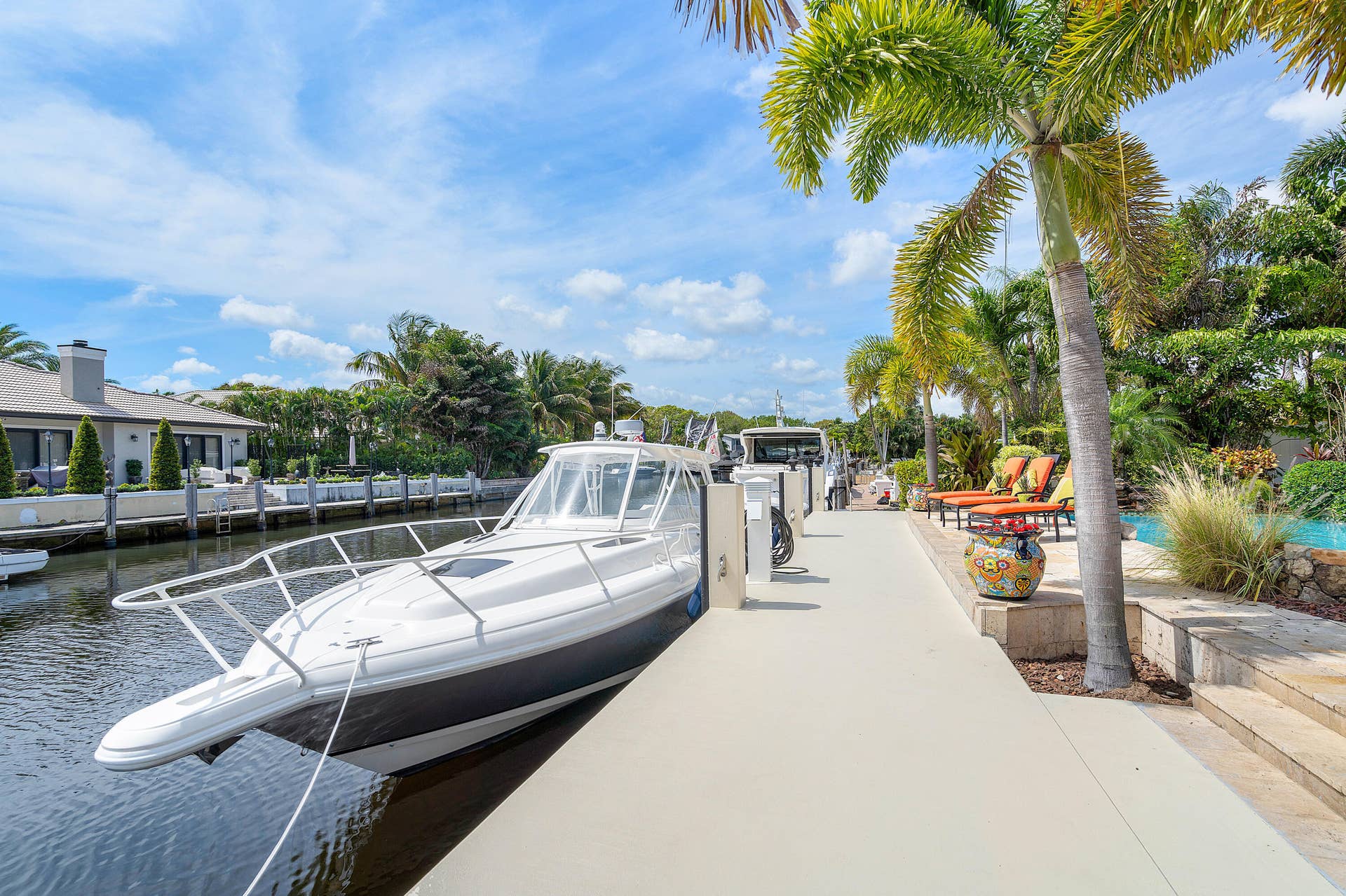 2330 NE 48TH Street NE, Lighthouse Point, Lighthouse Point, FL 33064 Canal