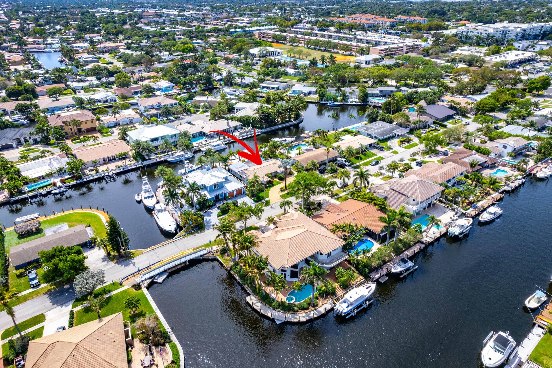 2330 NE 48TH Street NE, Lighthouse Point, Lighthouse Point, FL 33064 Aerial view