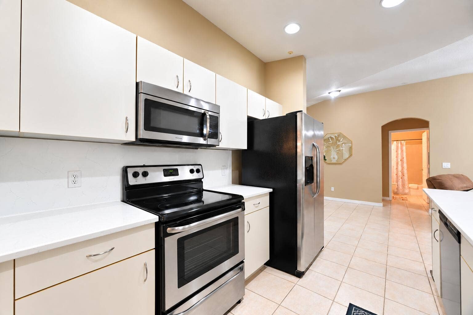 326 SE STARFISH Avenue, Port St Lucie, FL 34983 Kitchen