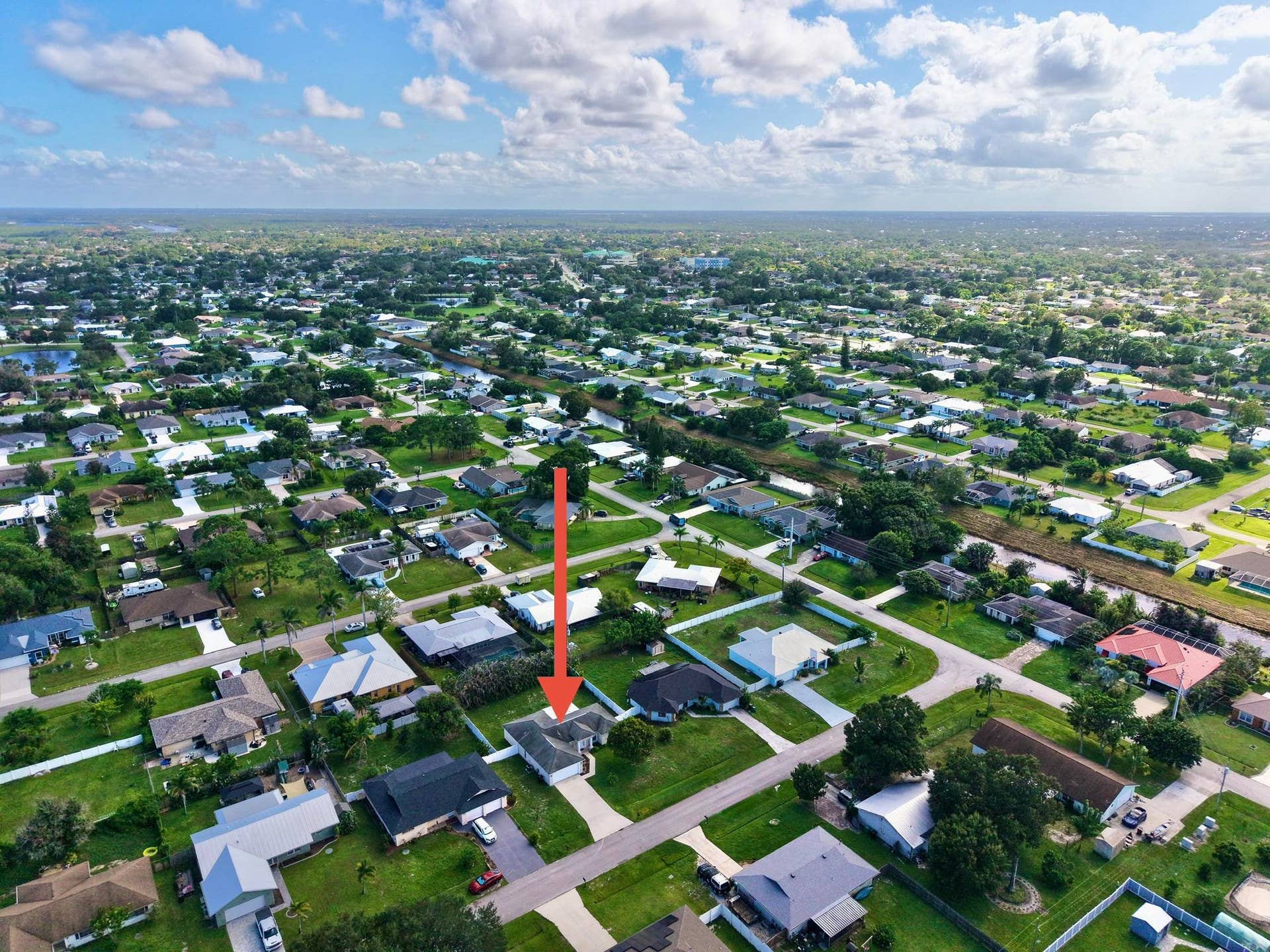 326 SE STARFISH Avenue, Port St Lucie, FL 34983 dji_fly_20260925_155212_0638_17904285303