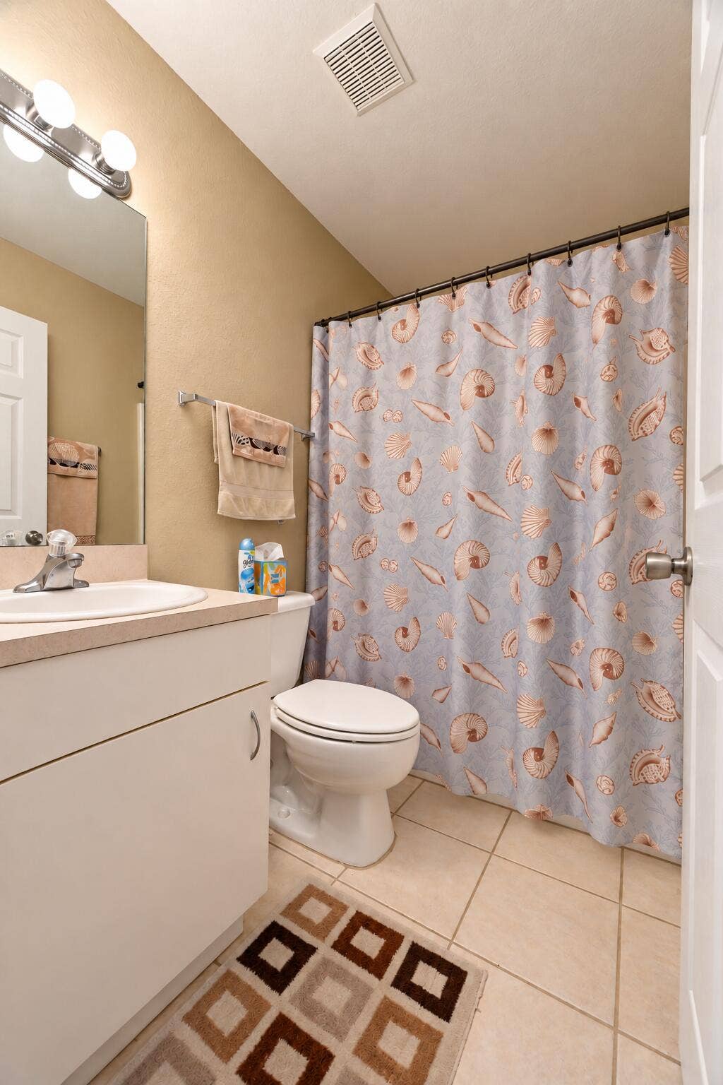 326 SE STARFISH Avenue, Port St Lucie, FL 34983 Bathroom