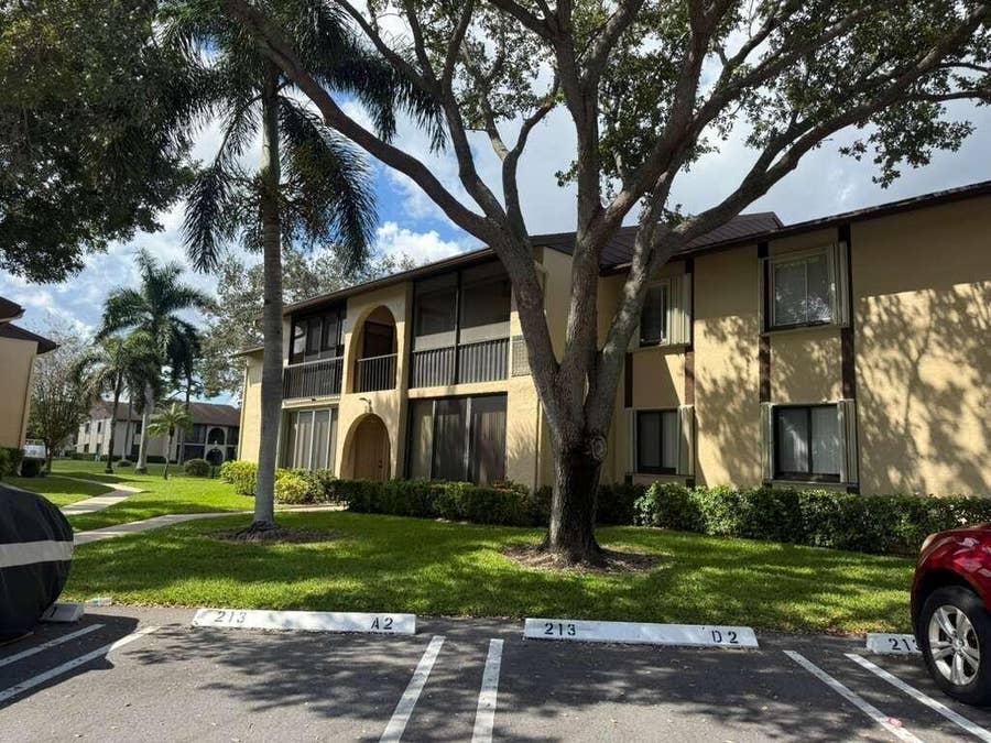 Property photo for 213 Pine HOV Circle, Greenacres, FL