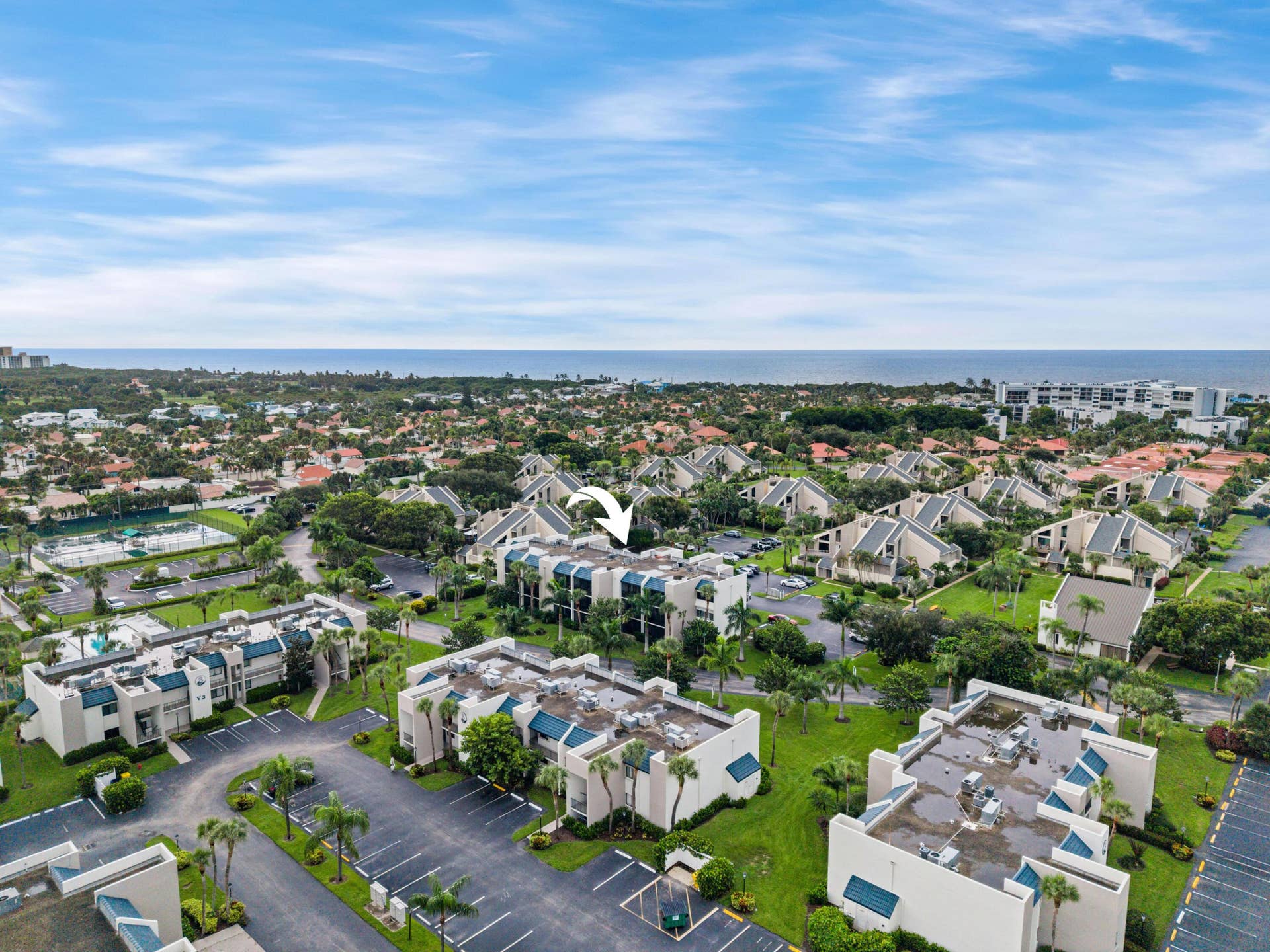 1605 S US HIGHWAY 1, #303V6, Jupiter, Jupiter, FL 33477 DJI_20260918130929_0489_D_Arrow