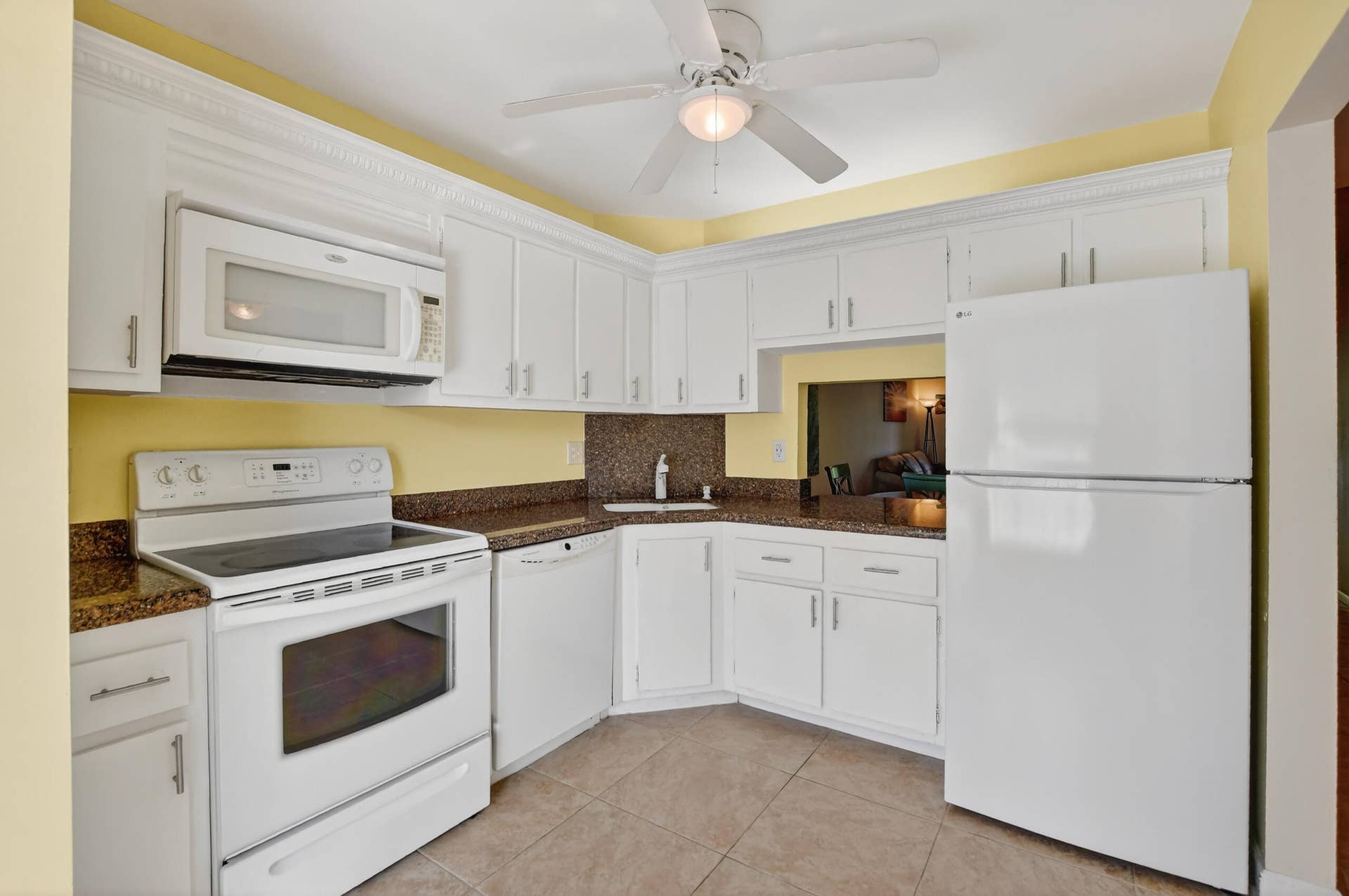 265 SE 10th Street, #11C, Deerfield Beach, FL 33441 14-print-DSC_5726