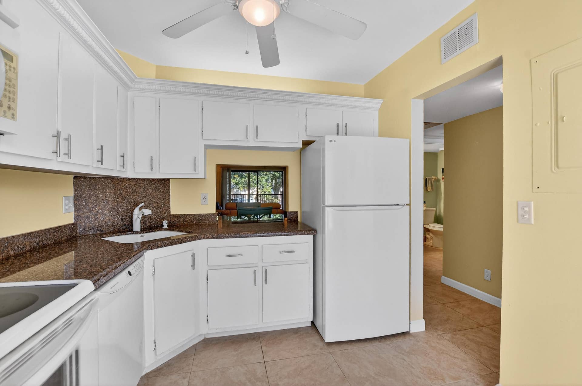 265 SE 10th Street, #11C, Deerfield Beach, FL 33441 15-print-DSC_5731