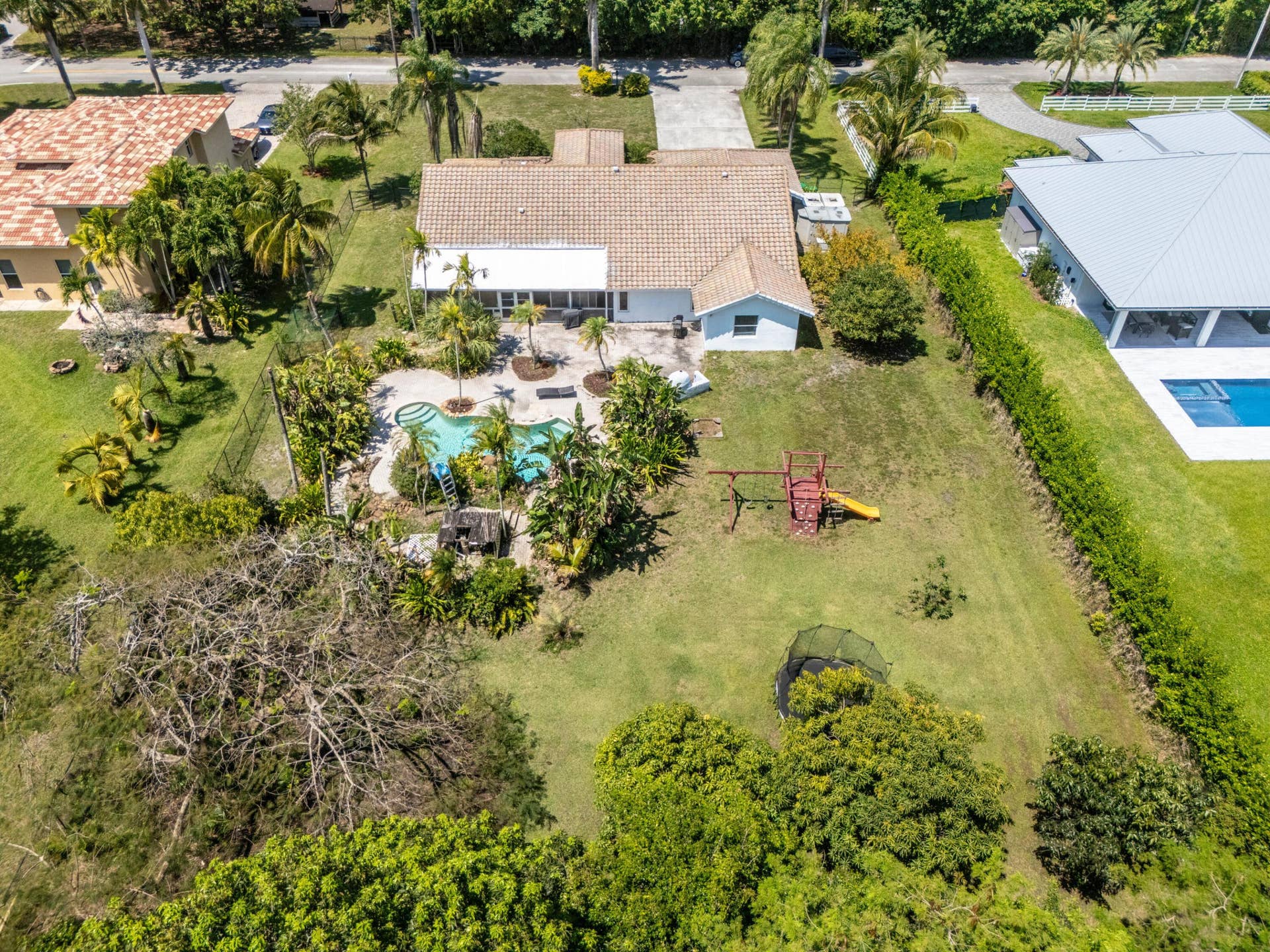 14463 SW 16th Ct Davie FL-print-050-033-