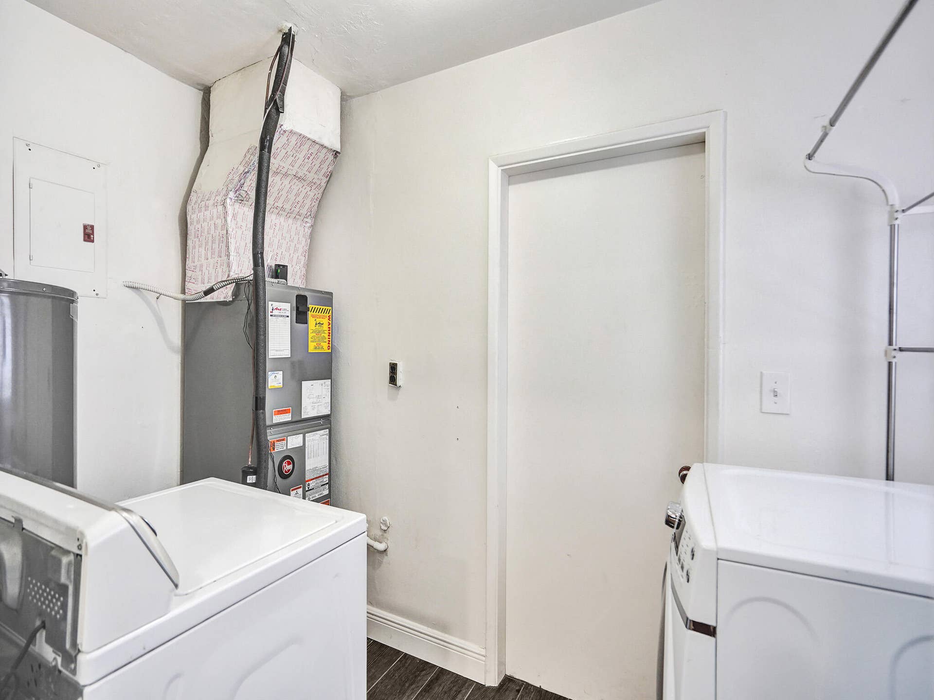 4309 JOHNSON Street, Hollywood, FL 33021 Interior laundry room for convenience