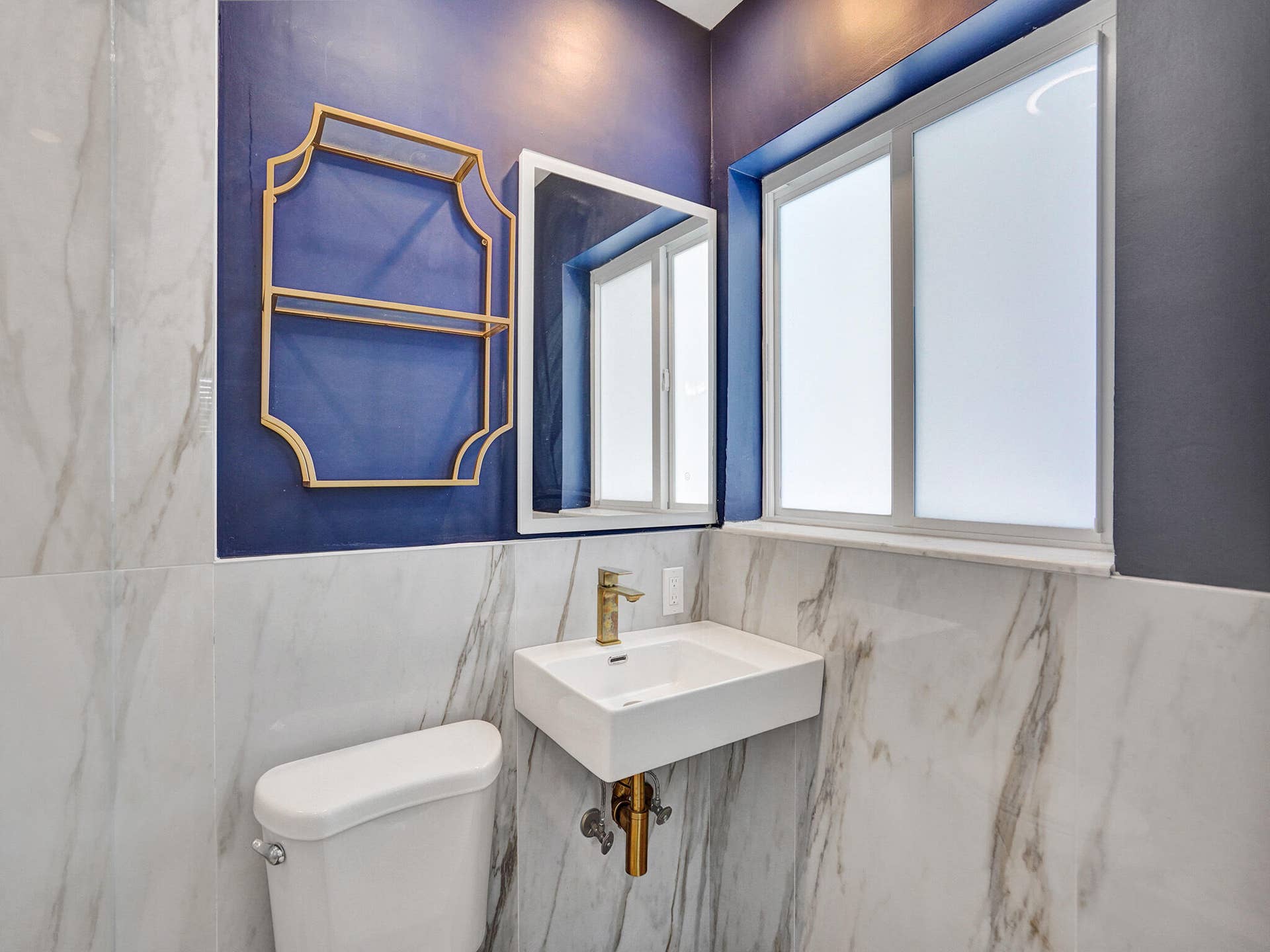 4309 JOHNSON Street, Hollywood, FL 33021 Primary bathroom