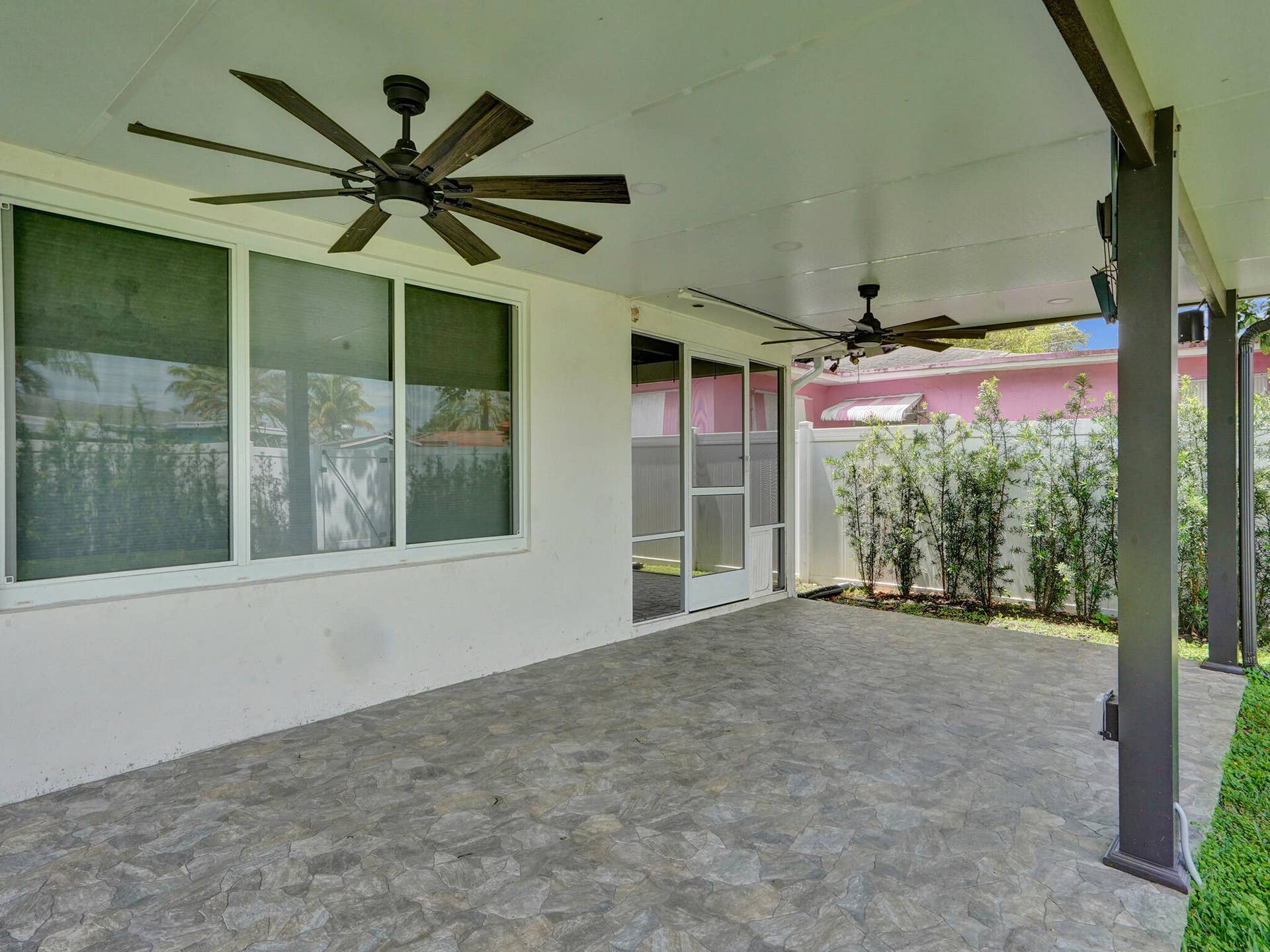 4309 JOHNSON Street, Hollywood, FL 33021 Huge patio off the screened in patio
