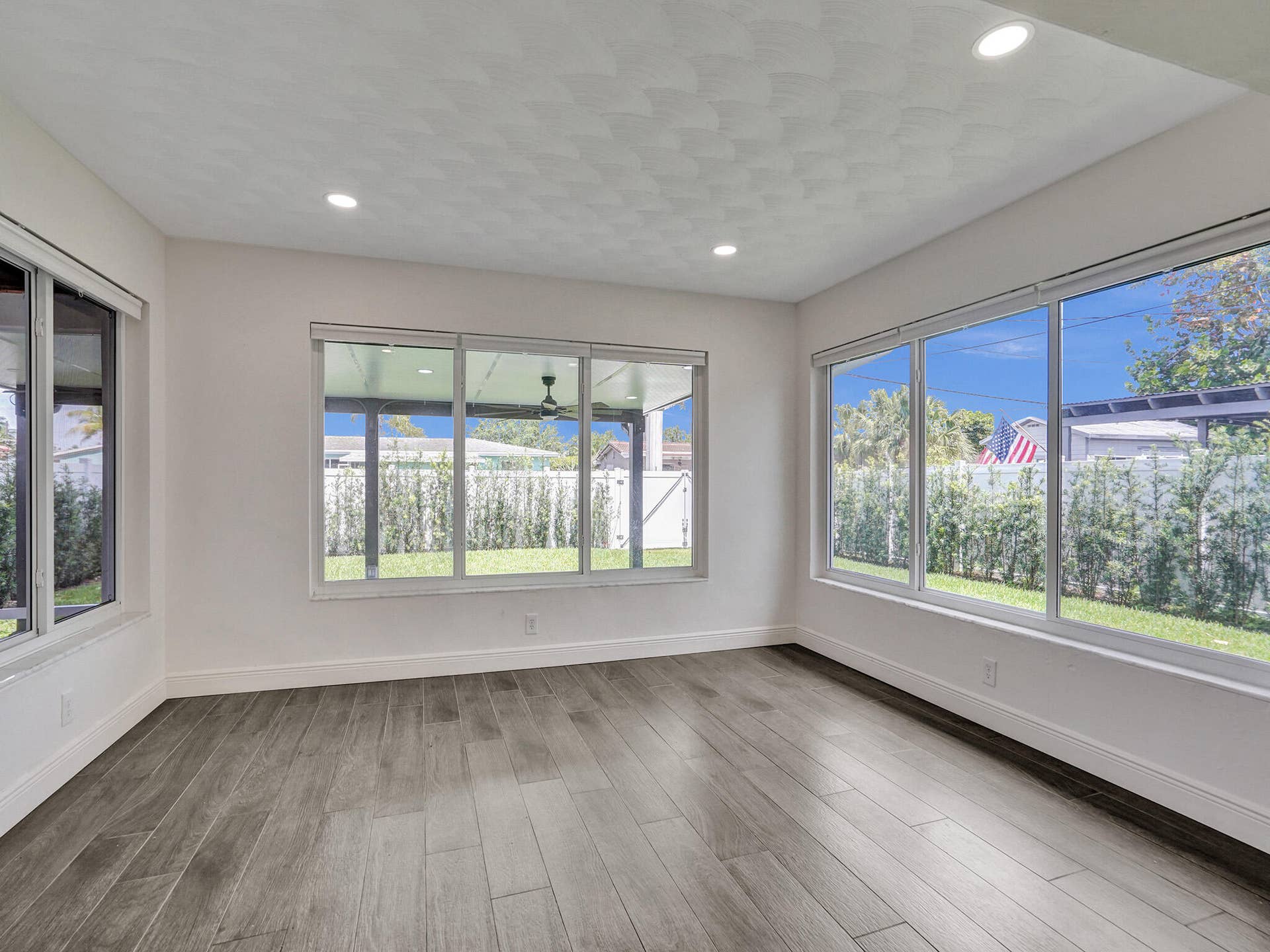 4309 JOHNSON Street, Hollywood, FL 33021 Living area