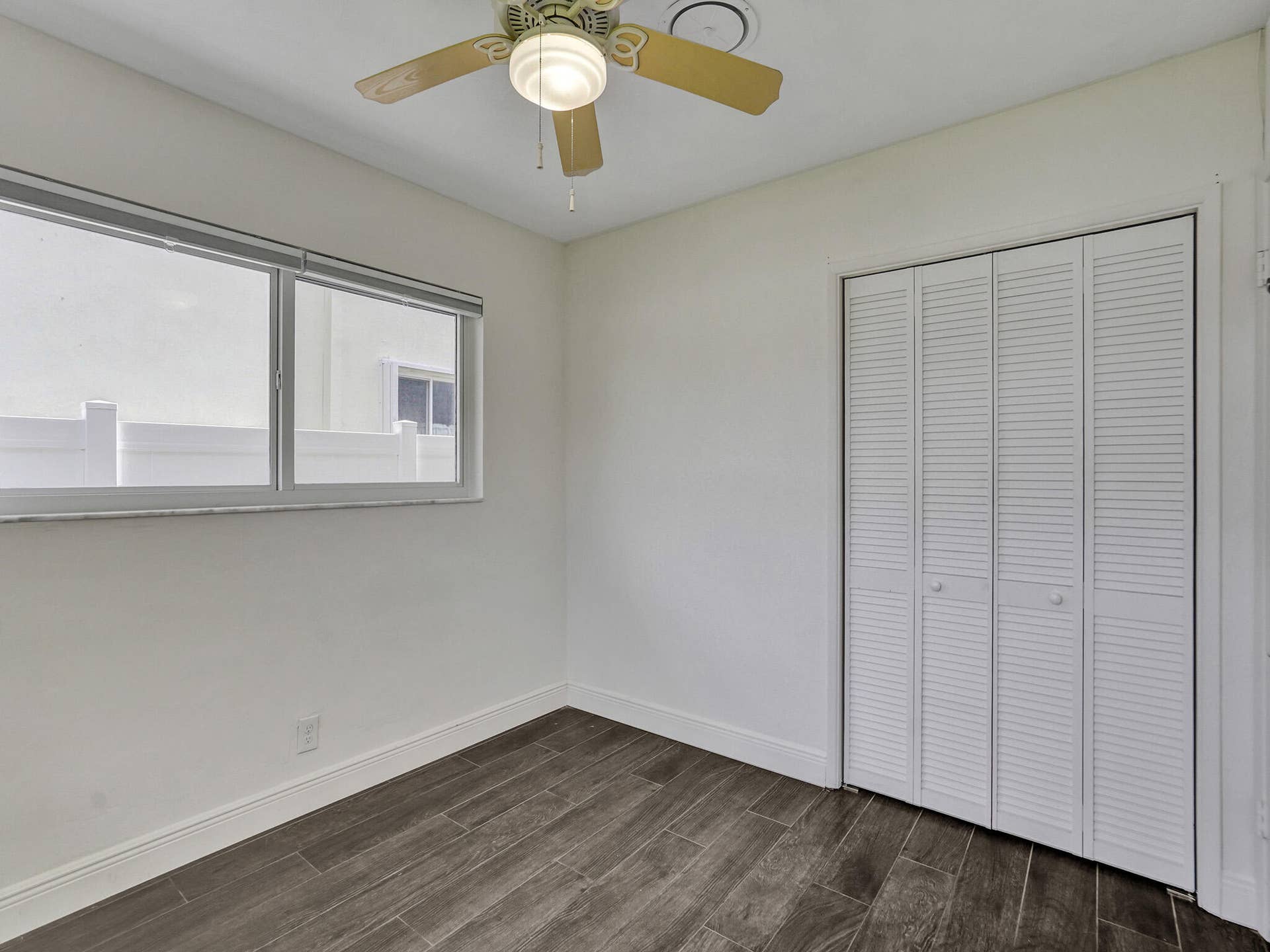 4309 JOHNSON Street, Hollywood, FL 33021 Perfect Guest room or Den/Office space with plenty of easily accessible storage cabinets.