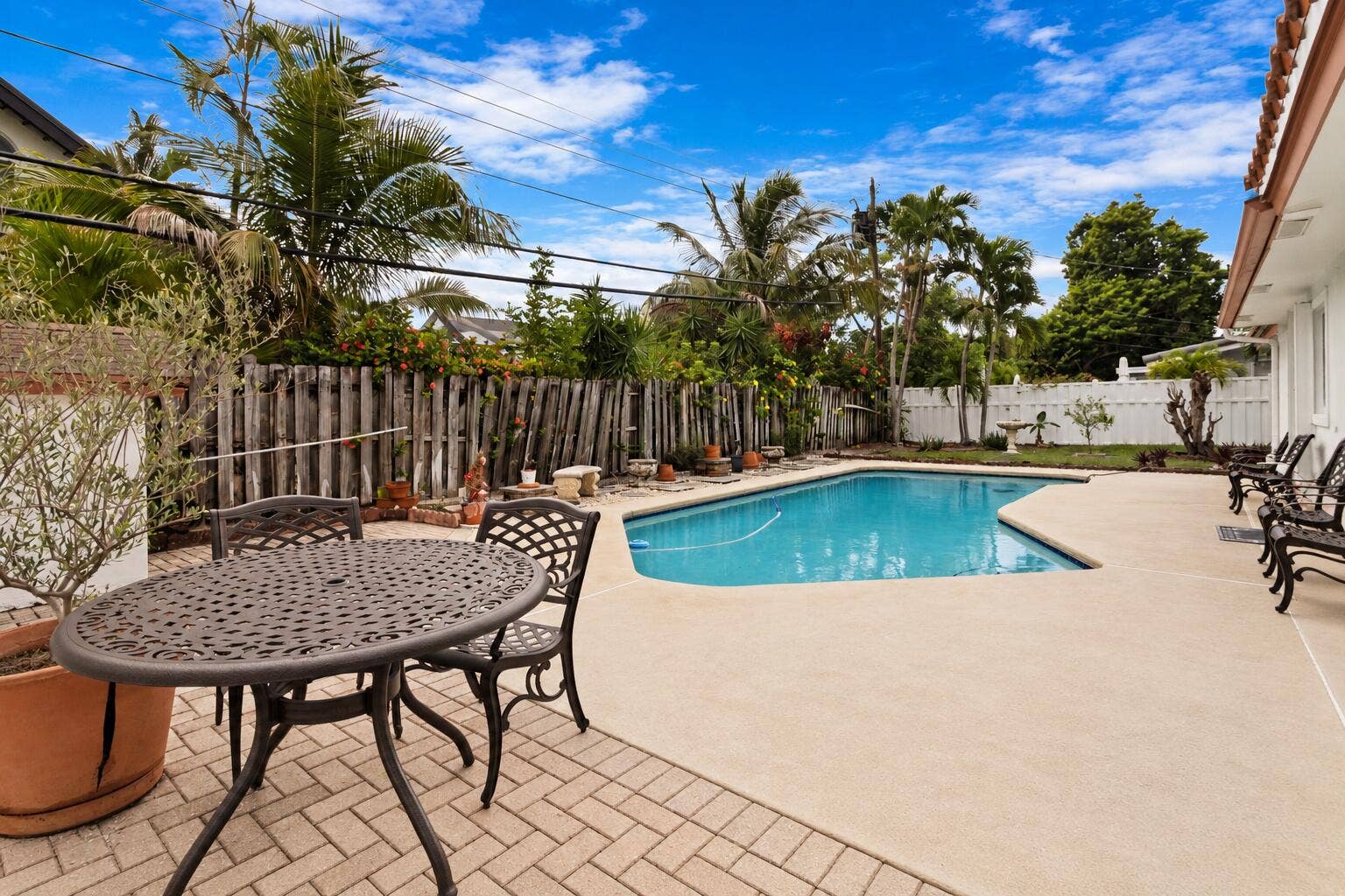 6500 NE 21ST Drive, Fort Lauderdale, FL 33308 AccuTour_01 6500-ne-21st-dr-038c