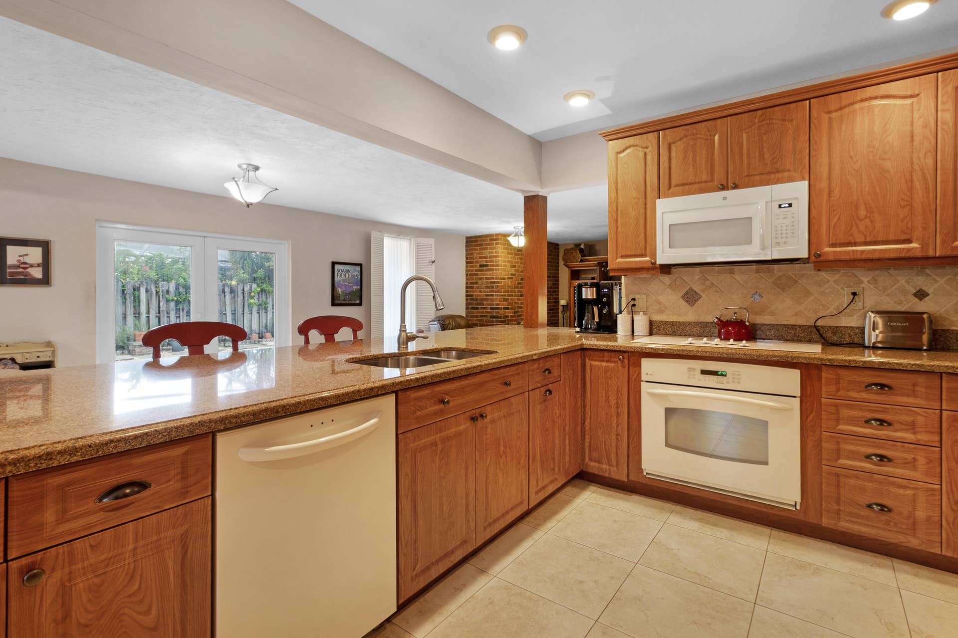 6500 NE 21ST Drive, Fort Lauderdale, FL 33308 20_accutour_01 6500-ne-21st-dr-019