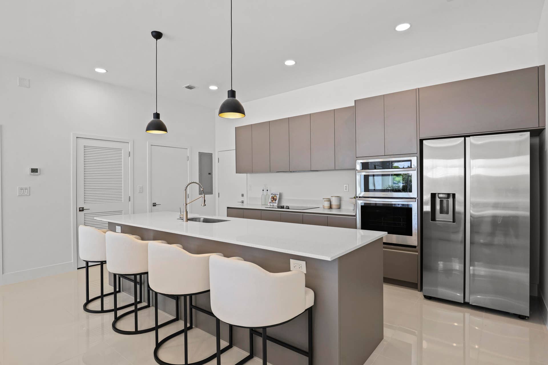 1807 NE 13 Street, #1807, Fort Lauderdale, FL 33304 6_1z3a1841