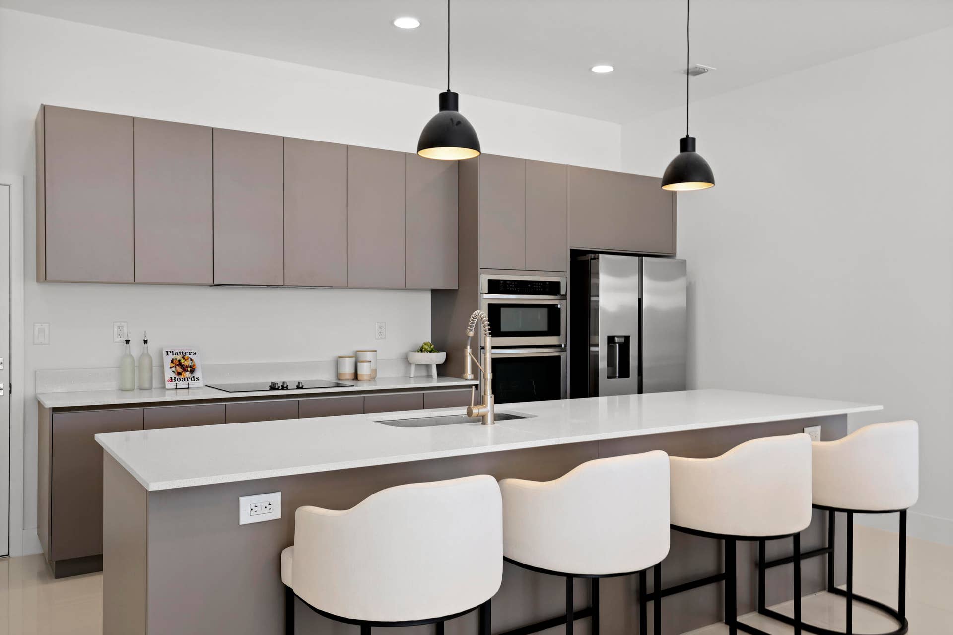 1807 NE 13 Street, #1807, Fort Lauderdale, FL 33304 5_1z3a1838