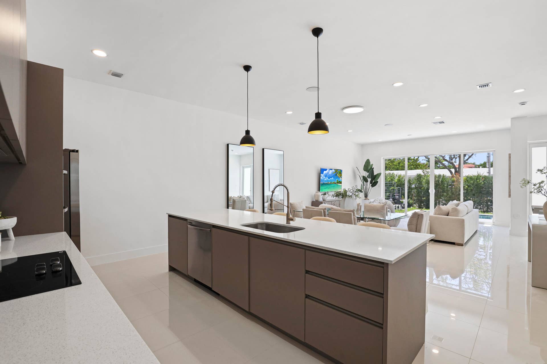1807 NE 13 Street, #1807, Fort Lauderdale, FL 33304 3_1z3a1832