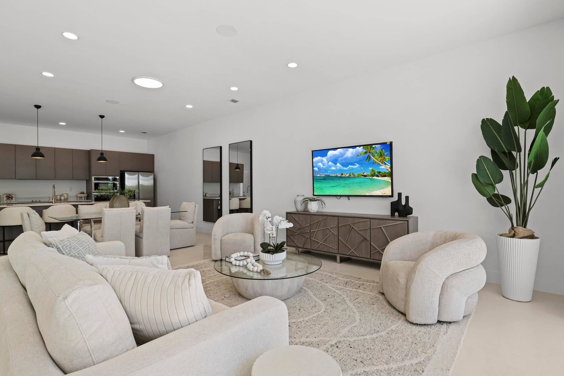 1807 NE 13 Street, #1807, Fort Lauderdale, FL 33304 19_1z3a1889