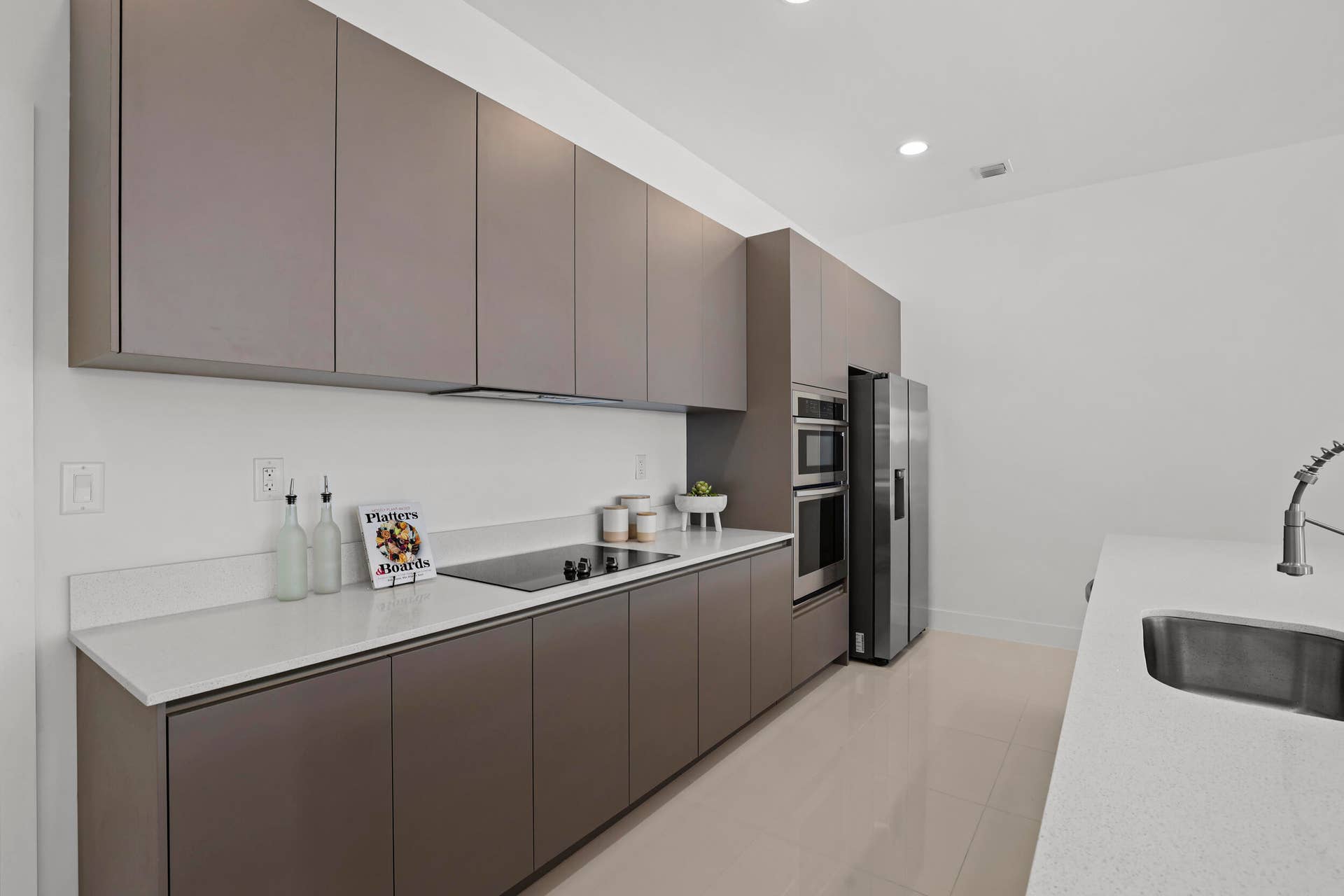 1807 NE 13 Street, #1807, Fort Lauderdale, FL 33304 7_1z3a1844