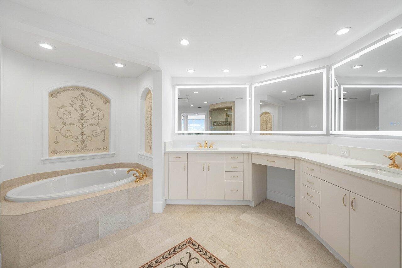 20320 FAIRWAY OAKS Drive, #372, Boca Raton, FL 33434 033-20320FairwayOaksDrive-331-BocaRaton-
