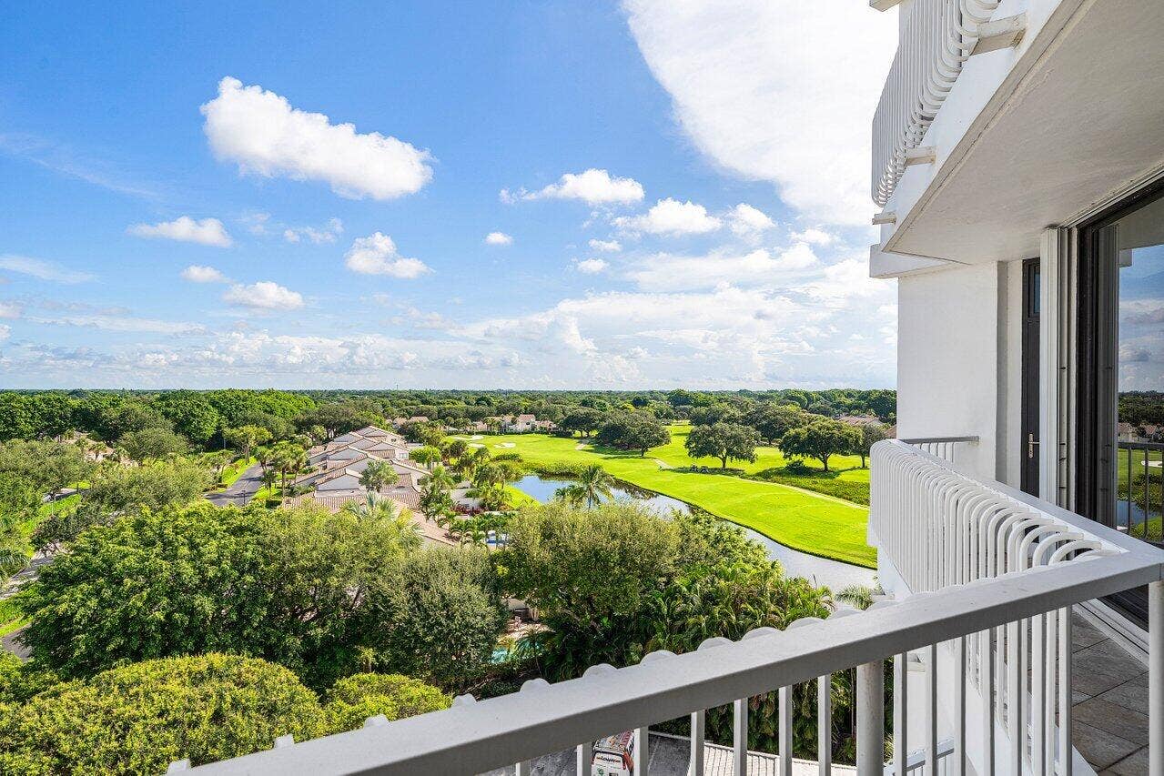 20320 FAIRWAY OAKS Drive, #372, Boca Raton, FL 33434 050-20320FairwayOaksDrive-331-BocaRaton-