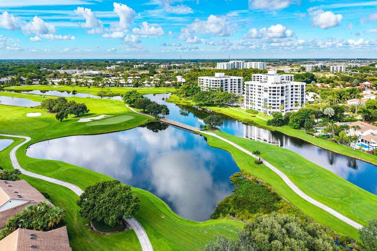 20320 FAIRWAY OAKS Drive, #372, Boca Raton, FL 33434 061-20320FairwayOaksDrive-331-BocaRaton-