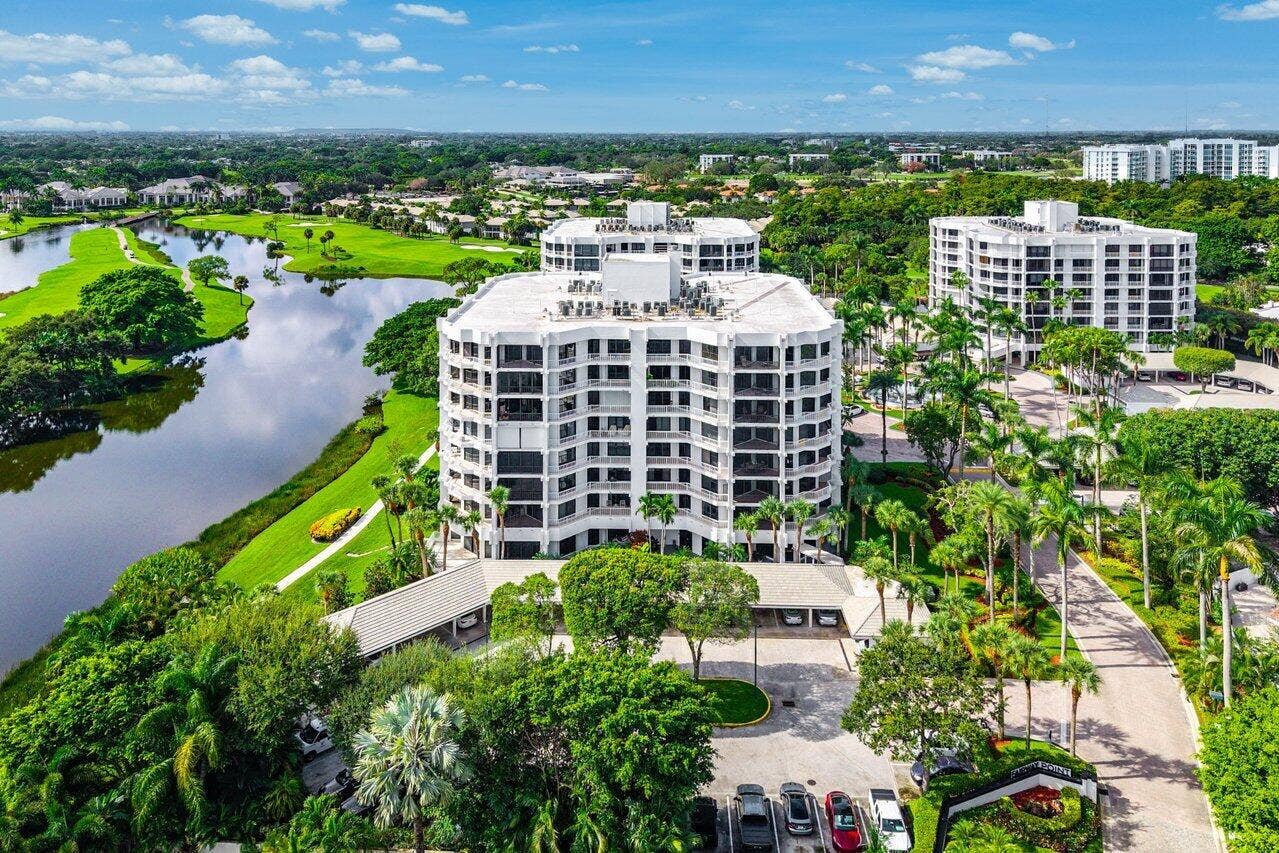 20320 FAIRWAY OAKS Drive, #372, Boca Raton, FL 33434 058-20320FairwayOaksDrive-331-BocaRaton-