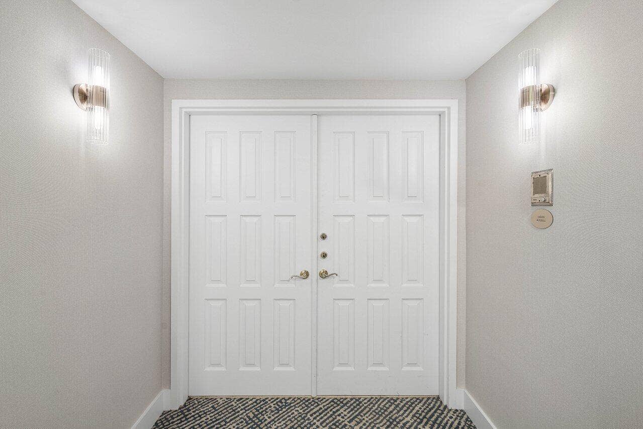 20320 FAIRWAY OAKS Drive, #372, Boca Raton, FL 33434 Outside Entrance