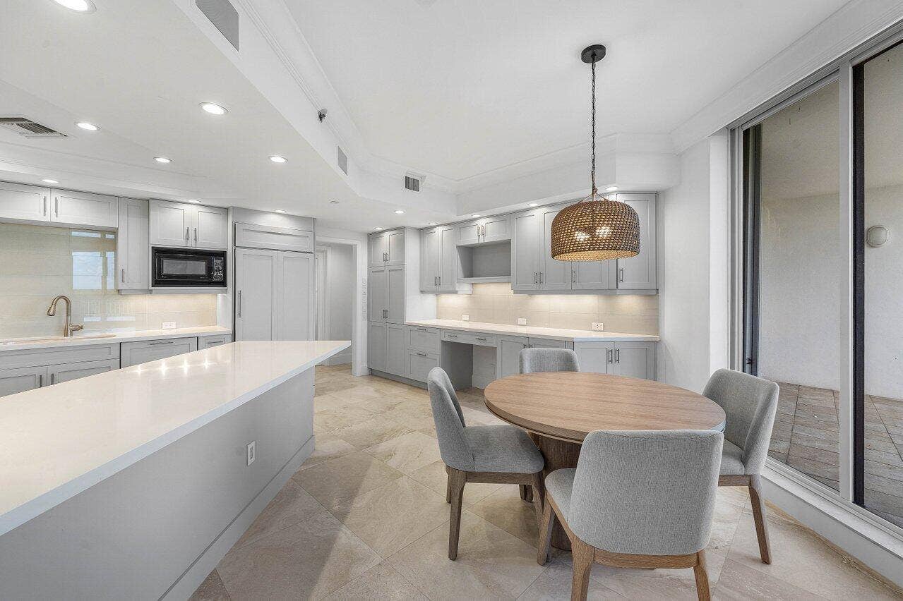 20320 FAIRWAY OAKS Drive, #372, Boca Raton, FL 33434 016-20320FairwayOaksDrive-331-BocaRaton-