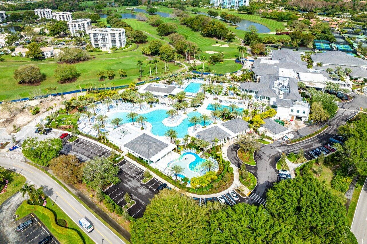 20320 FAIRWAY OAKS Drive, #372, Boca Raton, FL 33434 074-20320FairwayOaksDrive-331-BocaRaton-