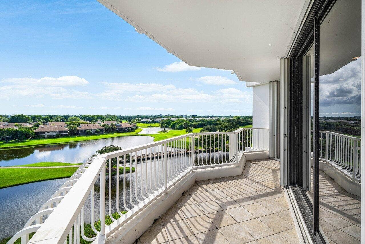 20320 FAIRWAY OAKS Drive, #372, Boca Raton, FL 33434 053-20320FairwayOaksDrive-331-BocaRaton-