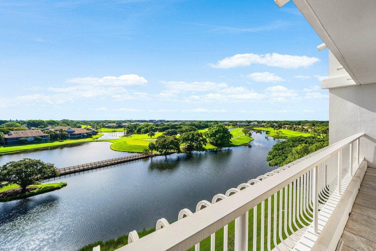 20320 FAIRWAY OAKS Drive, #372, Boca Raton, FL 33434 047-20320FairwayOaksDrive-331-BocaRaton-