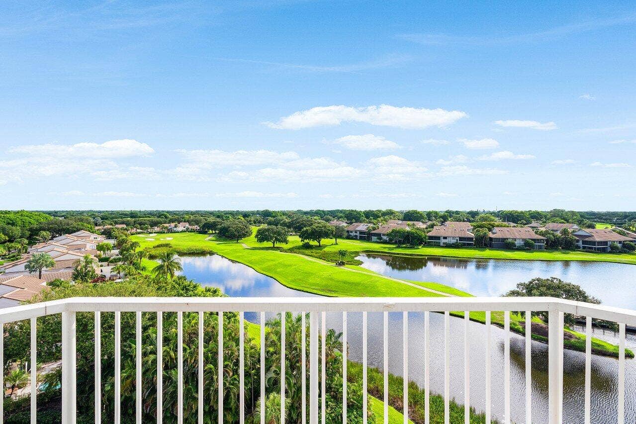 20320 FAIRWAY OAKS Drive, #372, Boca Raton, FL 33434 051-20320FairwayOaksDrive-331-BocaRaton-