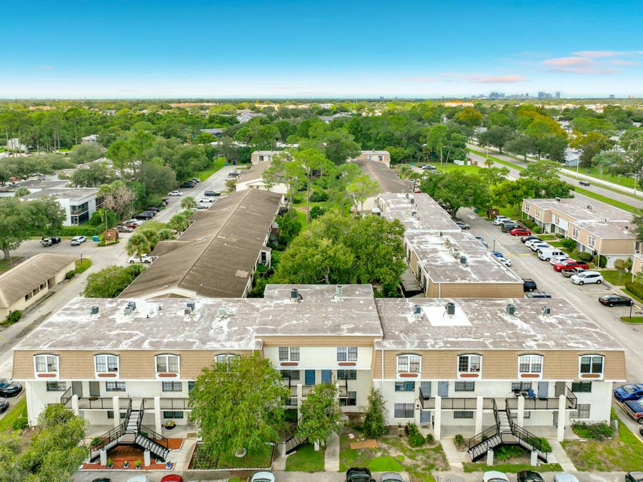 Property photo for 6091 Village Circle S, #6091, Orlando, FL