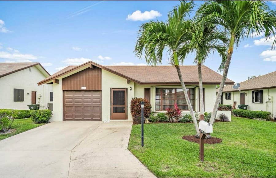 Property photo for 6089 Glentree Lane, Greenacres, FL