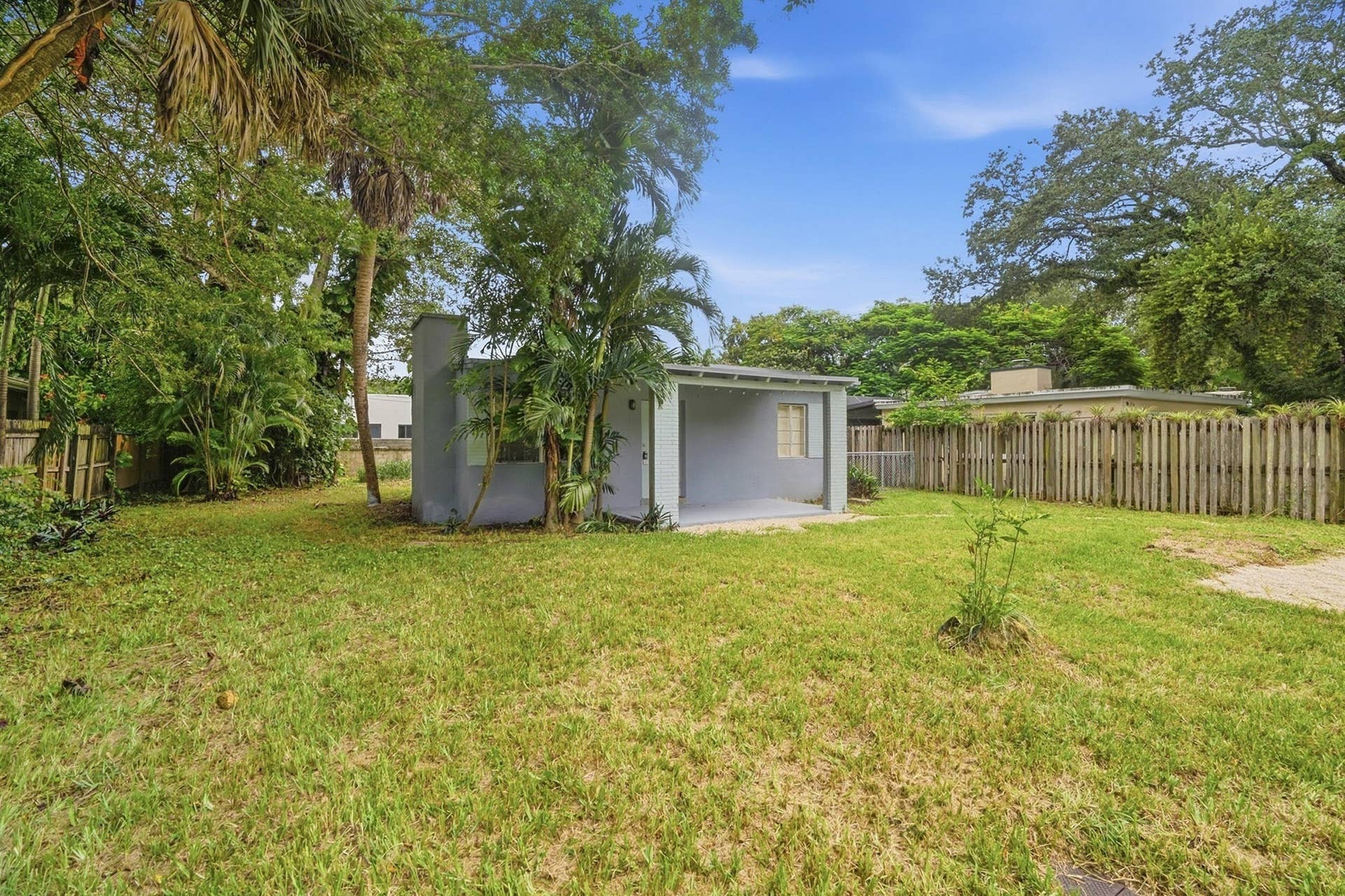 1725 SW 14th Court, Fort Lauderdale, FL 33312 Back of the property