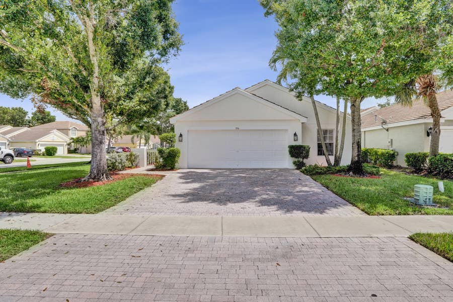 Property photo for 106 HAMILTON Terrace, Royal Palm Beach, FL